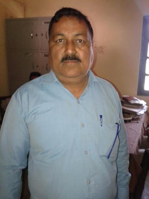 petrol pump manager looted1 