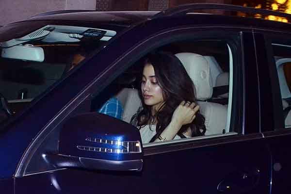 Pics: Salman and Jhanvi becomes central of attraction at ambanis party