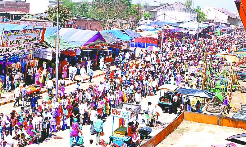 Manifestations sought at the door of Mr Tripura