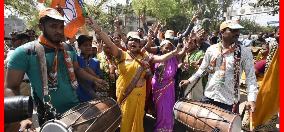 sunita kashyap is lakhpati candidate of bjp for mcd polls having 90 lakh property