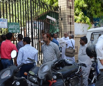 UP agriculture minister inspected krishi bhawan.