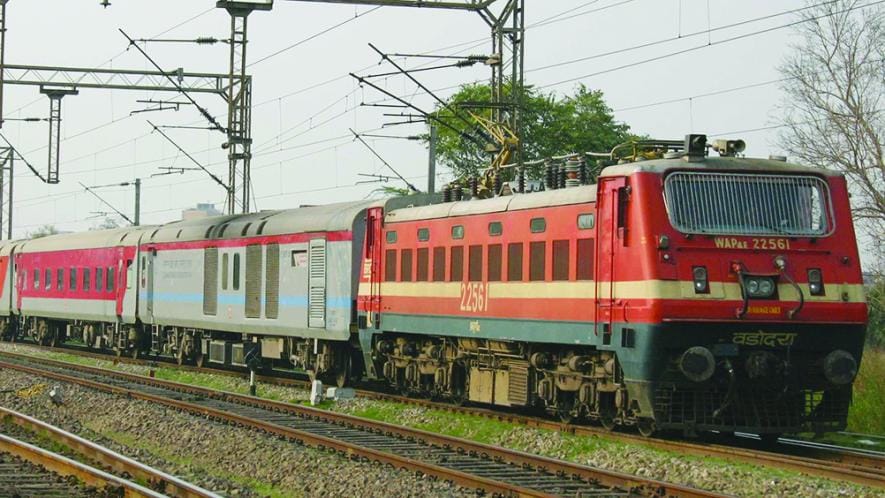 many trains late due to violence with gateman in palwal faridabad