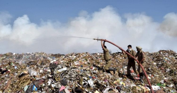 High Court reprimanded Chandigarh Municipal Corporation on garbage in Daddumajra dumping ground