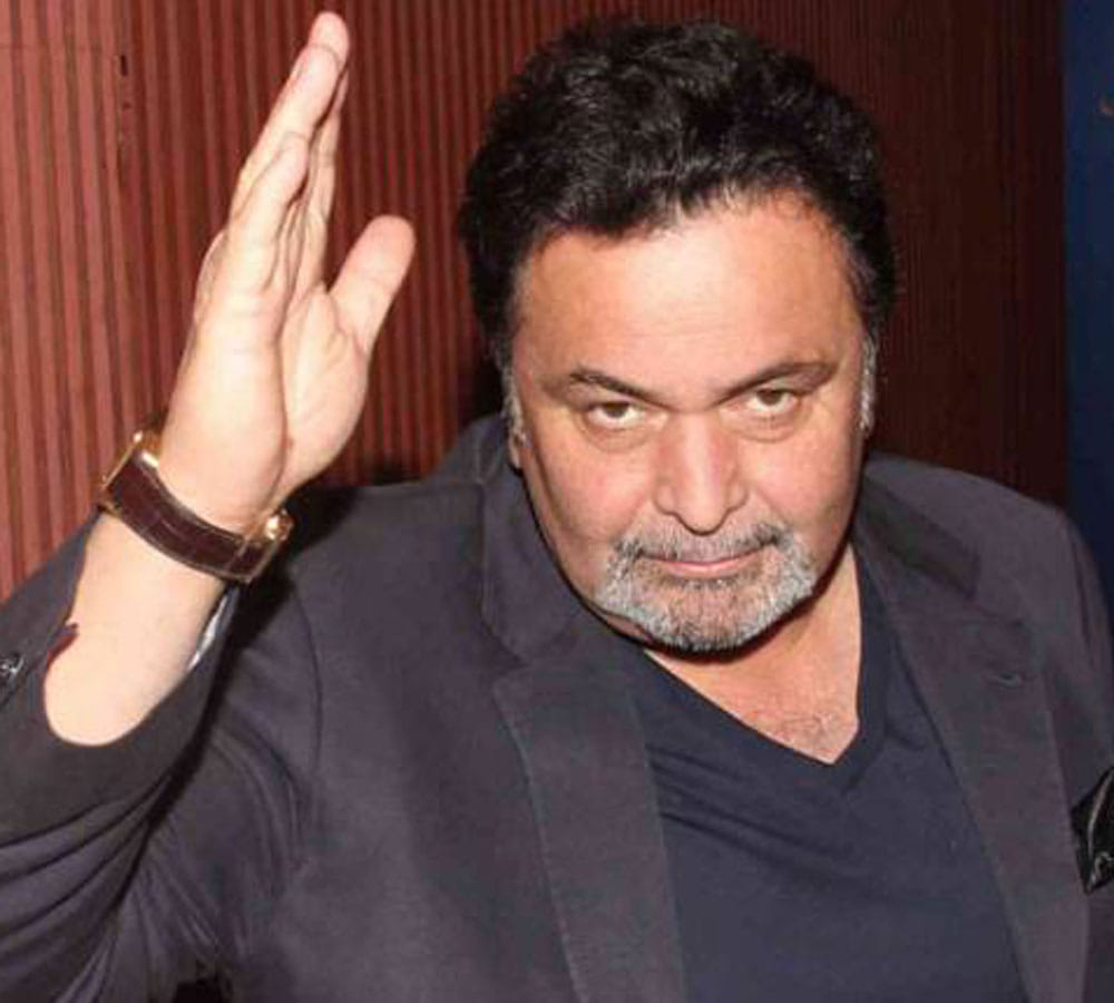 Rishi Kapoor gets into an ABUSIVE Twitter fight with Pakistani women