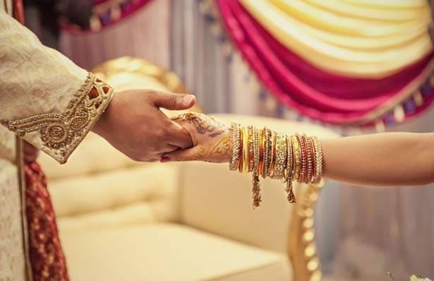 This also happens in love marriage, do not waste anything like Raju