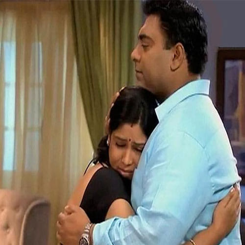 See The Hot OnScreen Chemistry Between Ram Kapoor And Sakshi Tanwar