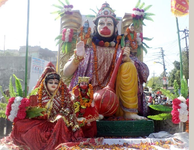 The great masses in the Shobhayatra