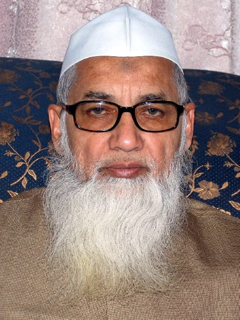 Darul Uloom's appeal: boycott TV channels debate on religious issues