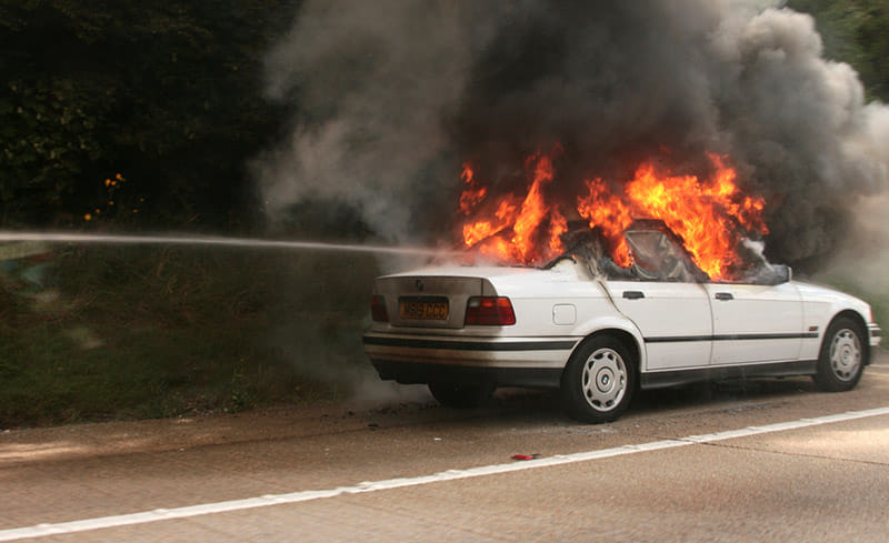 Save your car from flame, know the reason why it happens 