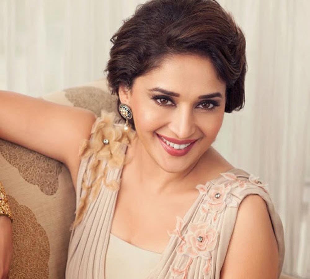 actress who are over 40 but still look young and fit