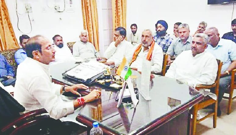 Farmers meet minister
