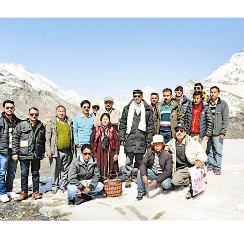 congress mla ravi thakur address people grievances in lahaul spiti