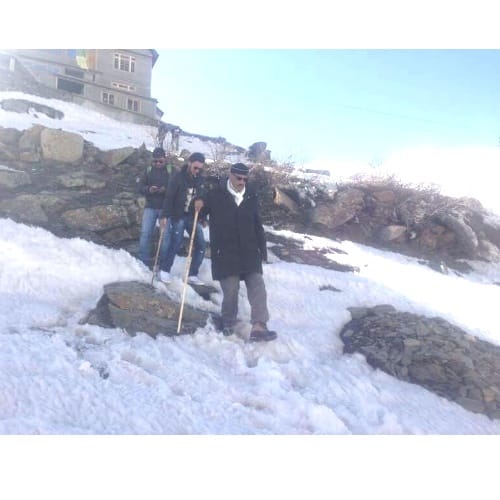 congress mla ravi thakur address people grievances in lahaul spiti