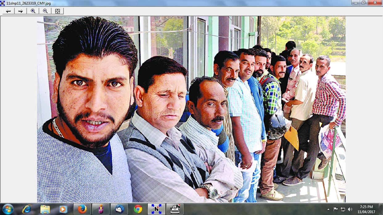 RTO counter opend eleven Am in solan