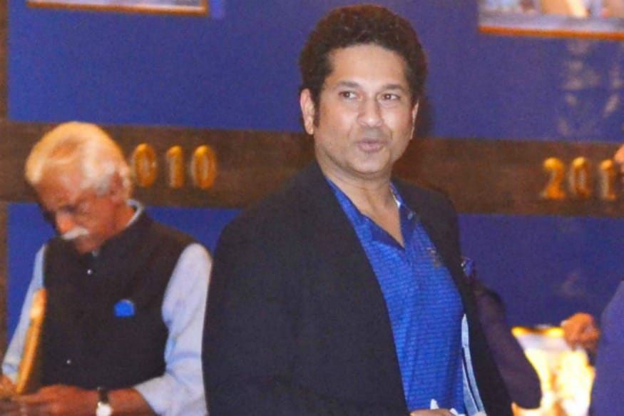 sachin tendulkar becomes target of twitter users after posting a tweet 