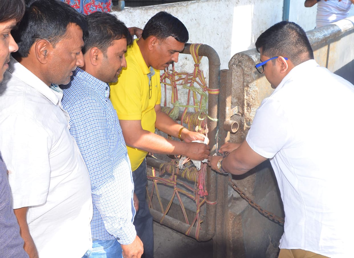 district administration open the seal of slater house