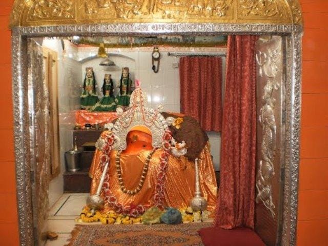 unique famous hanuman temple at amritsar of punjab, bada hanuman mandir