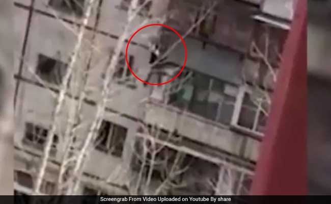 russian man falls from fourth floor balcony