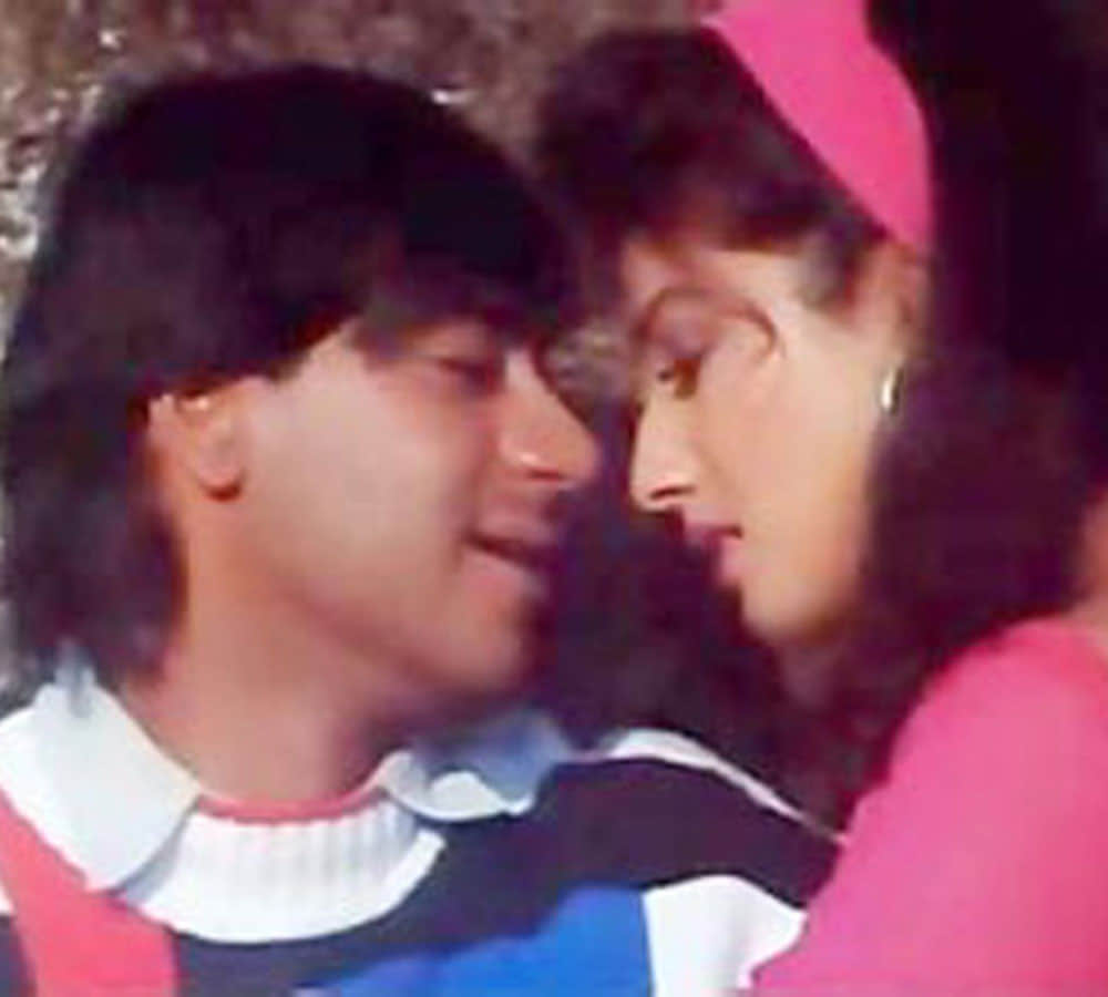 raveena tandon and ajay devgan love affair story