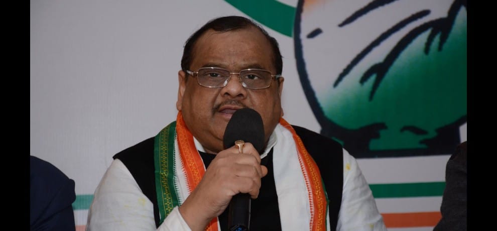 congress leader akhilesh das gupta died of heart attack