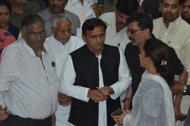 congress leader akhilesh das gupta died of heart attack