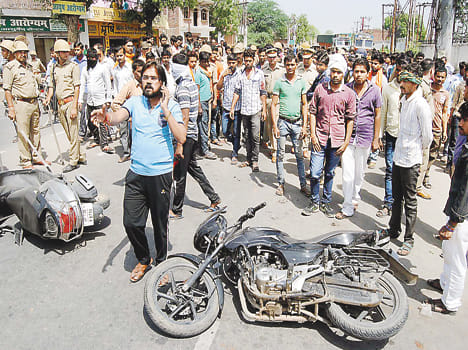 loader ruined byke rider, old person died
