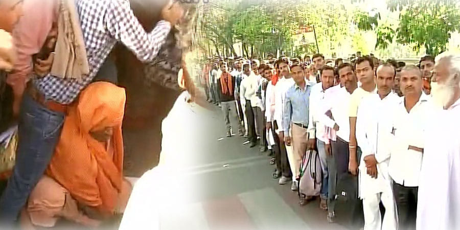 Commotion outside CM house in Lucknow as crowds gather for CM's Janta darbar