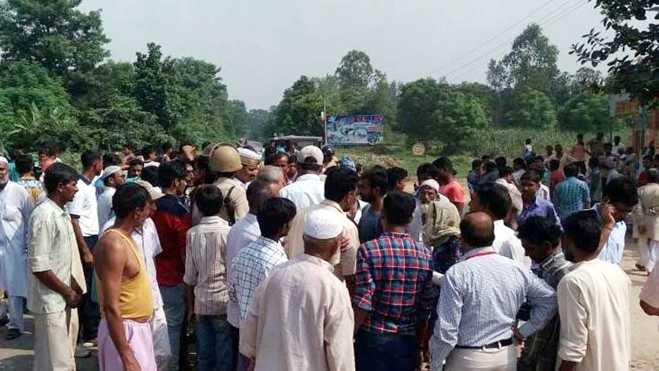 disturbance in etawah police alert