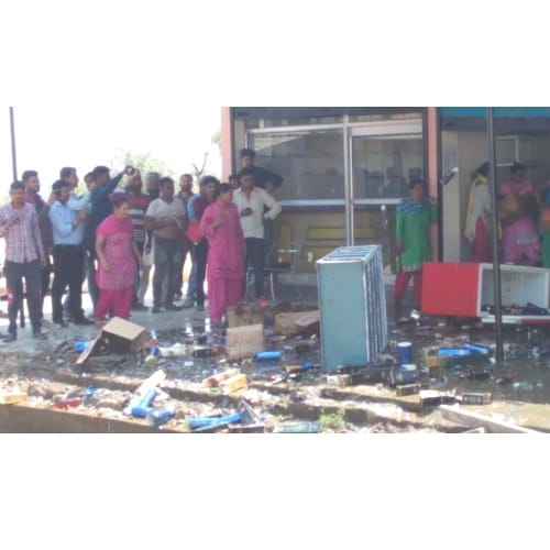 Women uncork anger, demolish liquor shop in Sirmour Himachal Pradesh