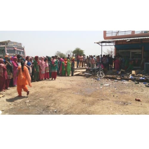 Women uncork anger, demolish liquor shop in Sirmour Himachal Pradesh