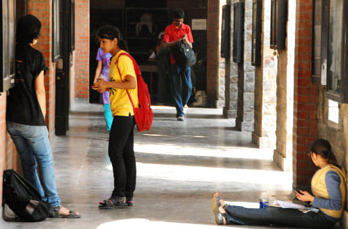 this year in du admission only one application for different courses