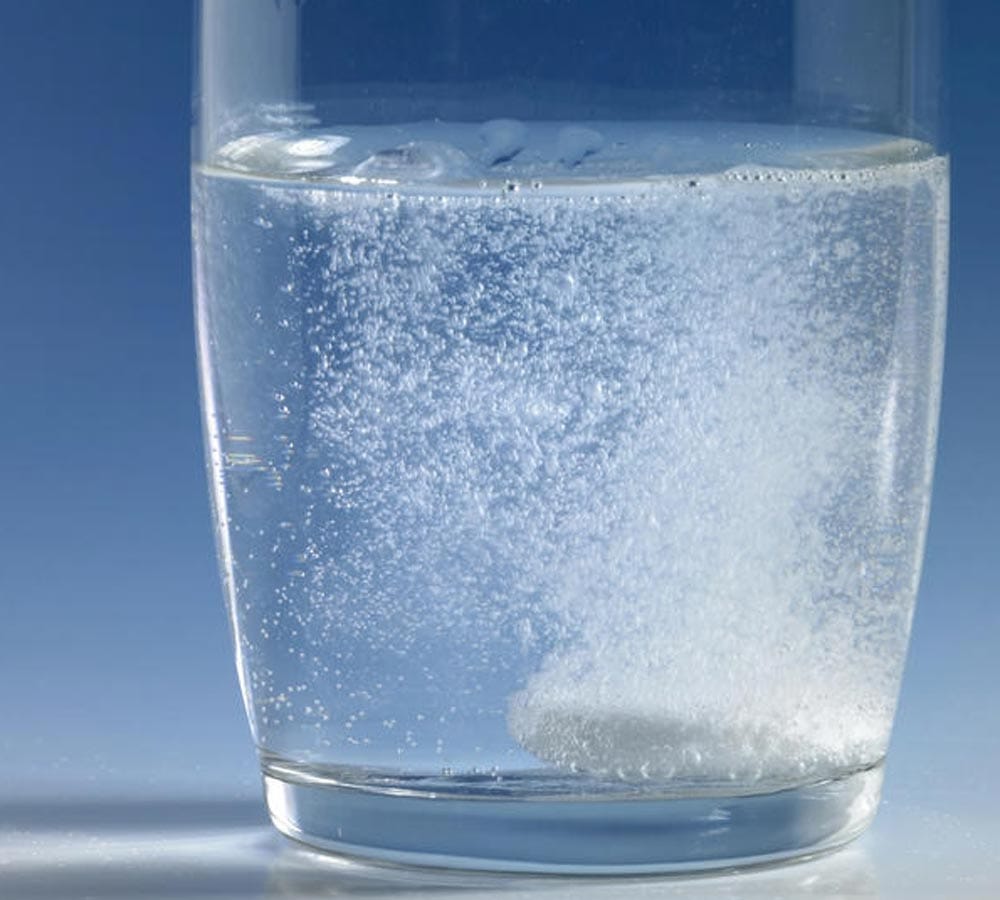 how to stop bleeding gums at home