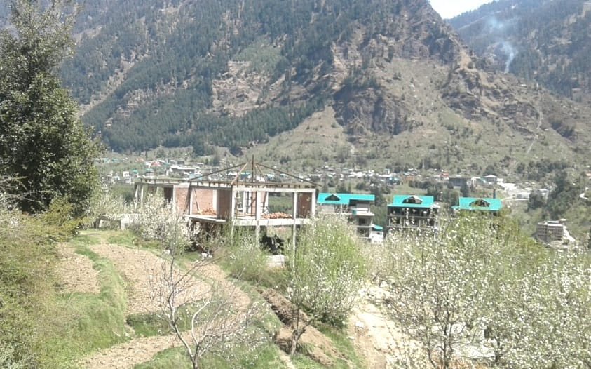 Kangana Ranaut Dream Home at Manali.