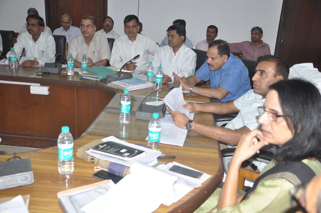 Commissioner take meeting on progressive work