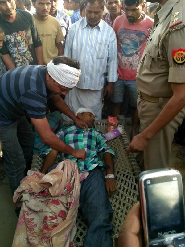 Bhadohi: murder of a young man who went to calm the dispute of father-son, communal tension