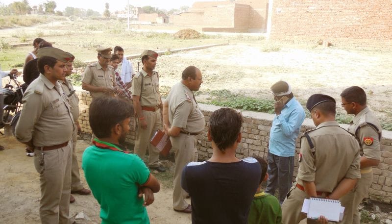 loot ke iraade se ghar mein ghuse nakaabaposh badamaash