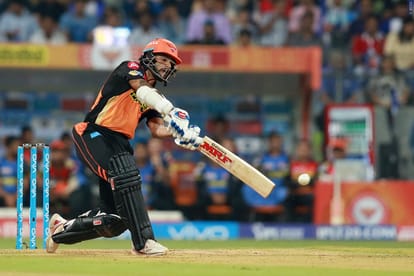  cricket and Bollywood celebrities reaction on Mumbai's third IPL crown 