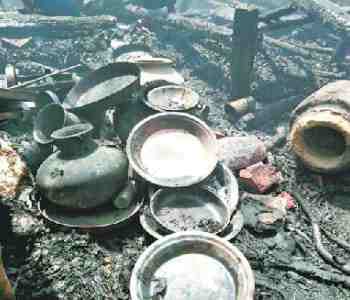 101 bigha crops and three houses burnt