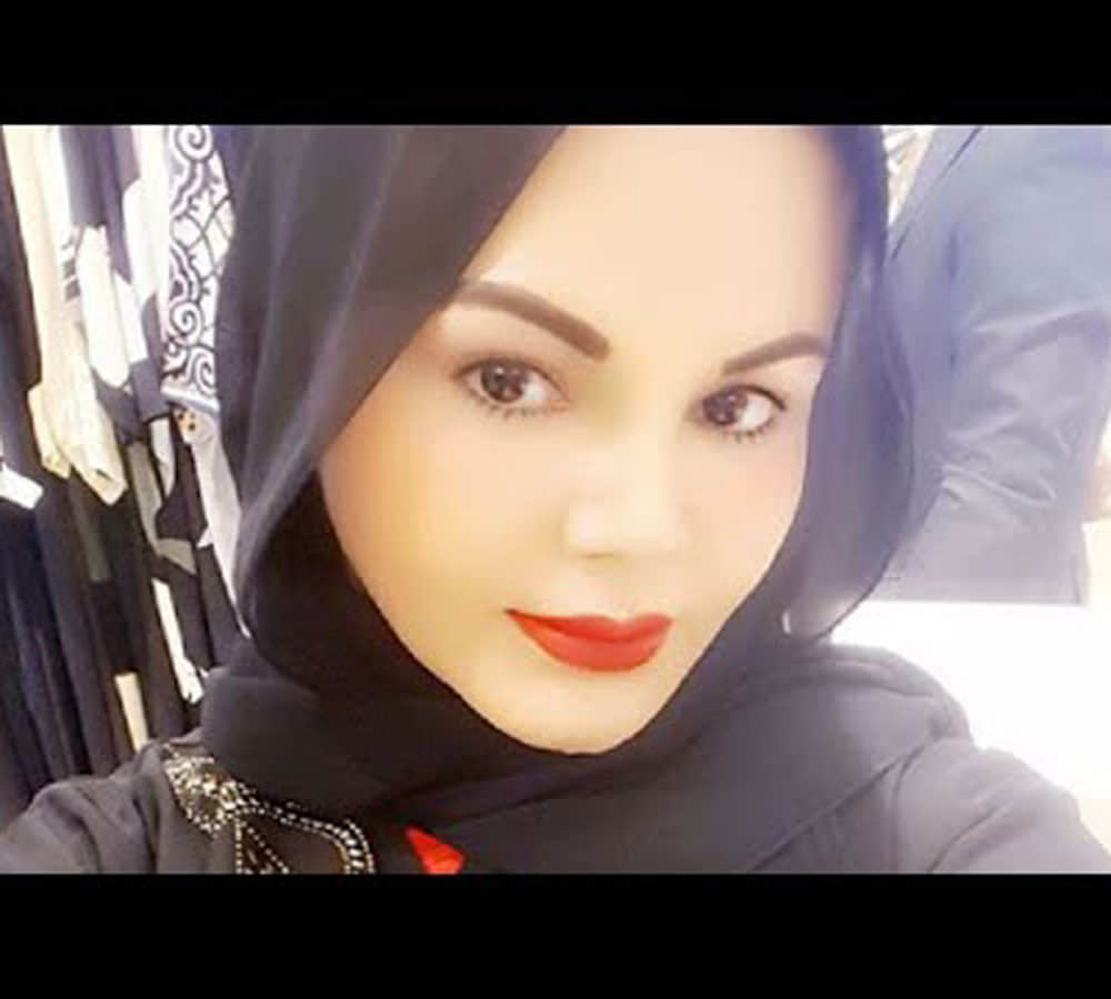 rakhi sawant spotted in burqa video viral