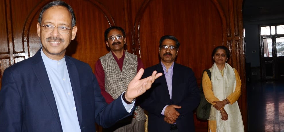ministry of hrd secretary directed himachal govt to change transfer policy