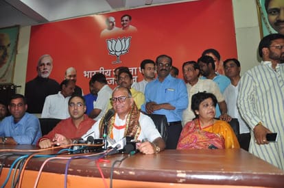 Report against the media cell of the bjp rajasthan in Jalupura station by mla ghanshyam tiwari 