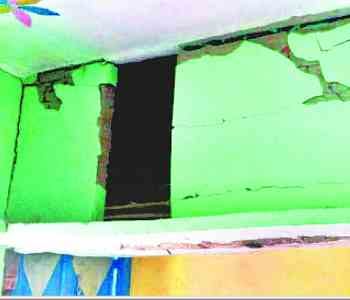 Illegal cracker businessman's house exploded