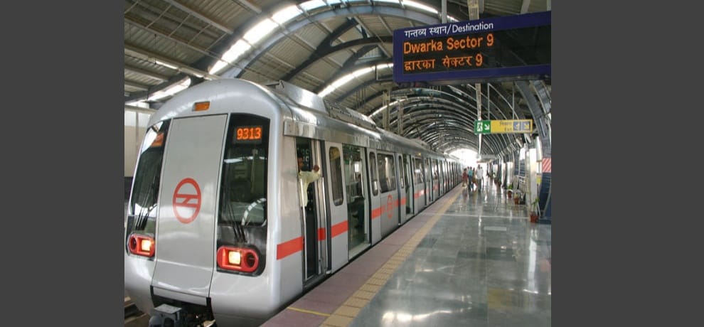 dmrc planning to replace delhi metro smart card with smart watch