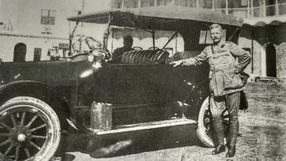 General Dyer said in 30 seconds Fire and Stole 379 bodies