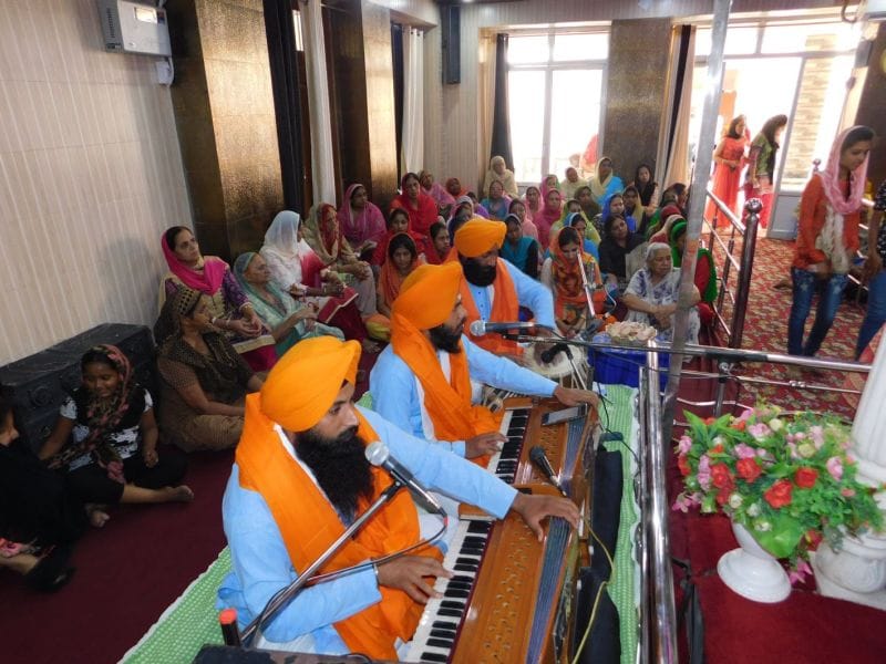 ihal has been compatible with Shabad kirtan