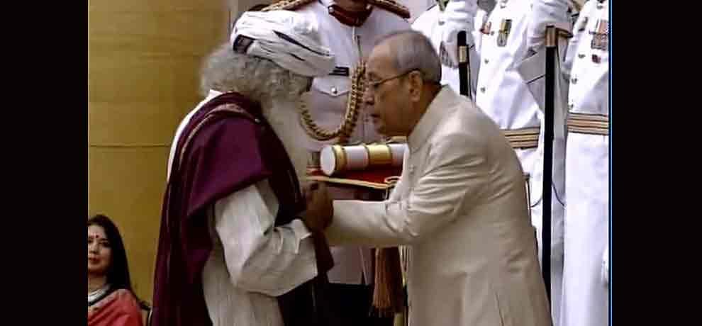 president pranab mukherji distributes padma awards 2017 in rashtrapati bhawan