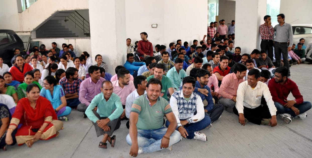 AIIMS outsourcing staff rages on salary discrepancy