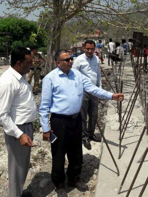 Tehri DM inspected the Three lane bridge