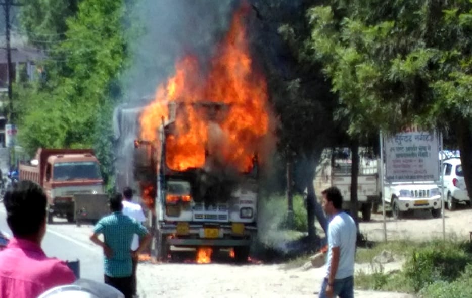 Truck Gutted in Fire at Sundernagar Mandi.