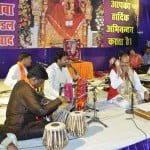 जीआर प्लाजा में साईं भजन संध्या का आयोजन किया गया।